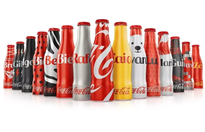 Caixa Fechada Coca Cola 25 Mini Garrafinhas +1mini Engradado